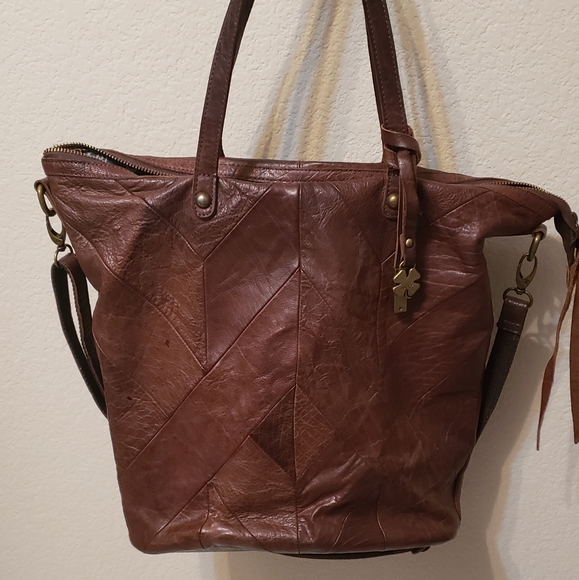 Lucky Brand Purse - Picture 1 of 8